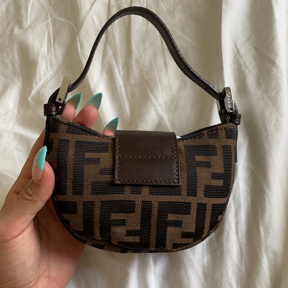 Fendi zucca mini croissants - Picture 9 of 14